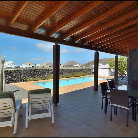 Villa Timanfaya *